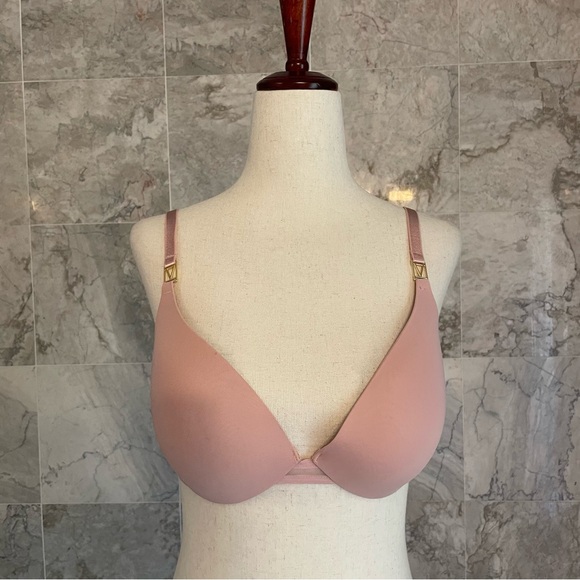 Victoria’s Secret Uplift Plunge Underwired Bra - Picture 2 of 8